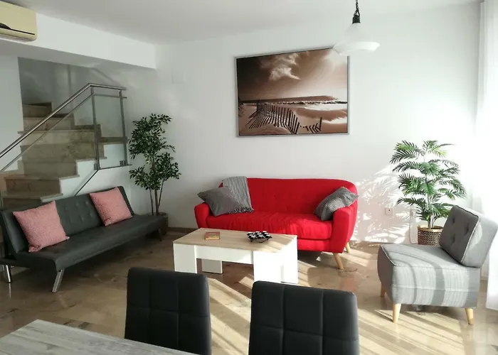 Casa Gran Mirador, 200 M2 ,Vistas Al Mar Y Wifi, Peniscola